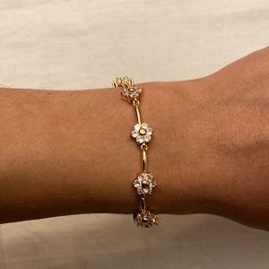 gold plated flower design bracelet